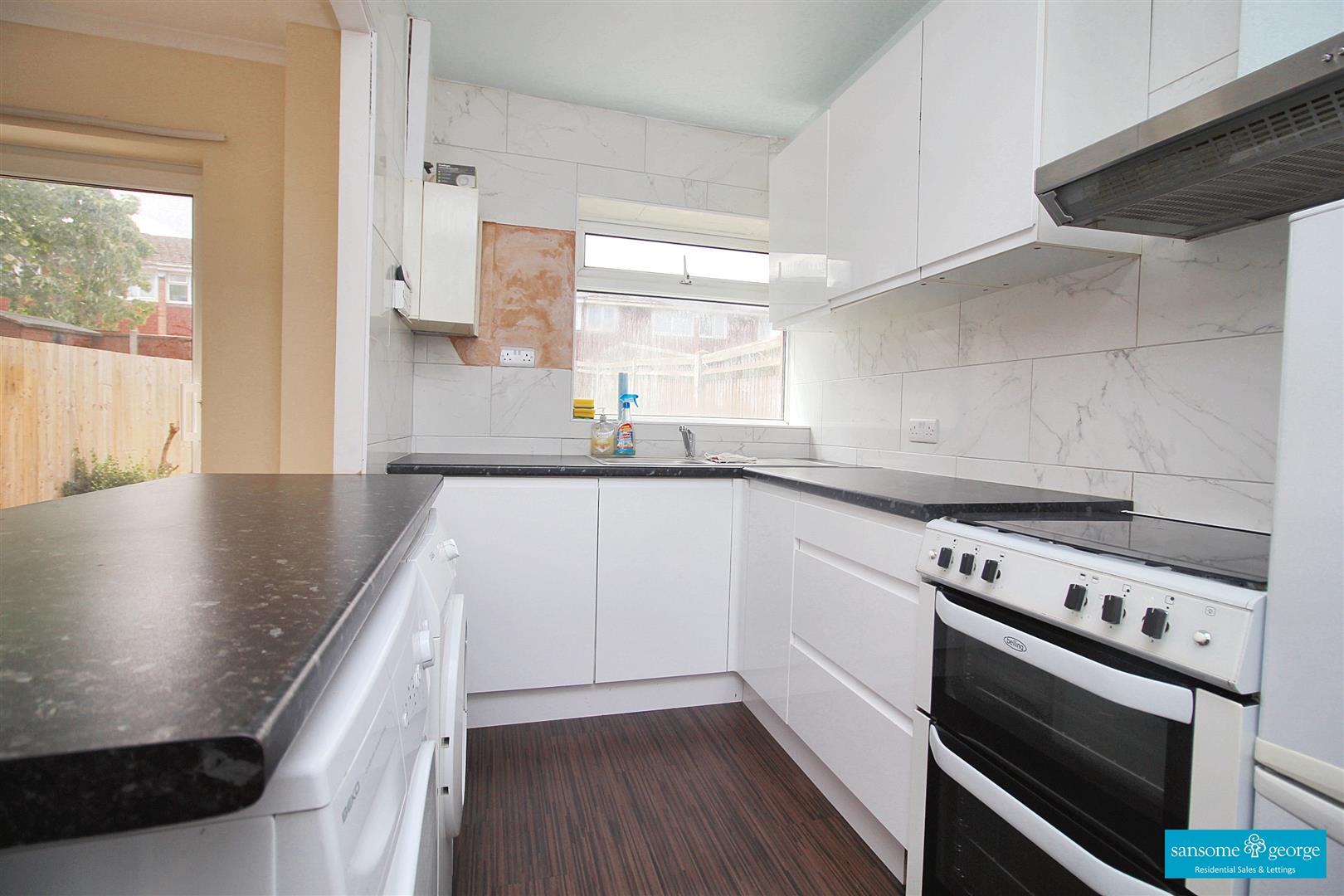 Barnwood Close, Reading, Berkshire